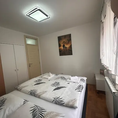 Istocno Sarajevo-Hilandarska, Stan Na Dan Sv Apartment Donje Mladice Exterior photo